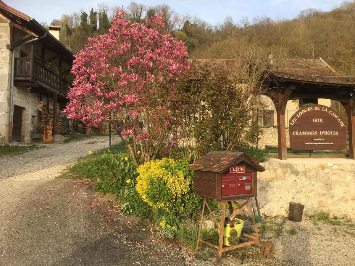 Chambres D'Hotes Des Lodges De La Cascade Yenne Dış mekan fotoğraf
